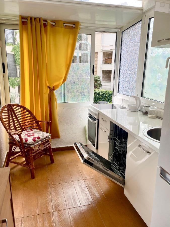 Family Apartment Close To Slovenska Beach Budva Exterior photo