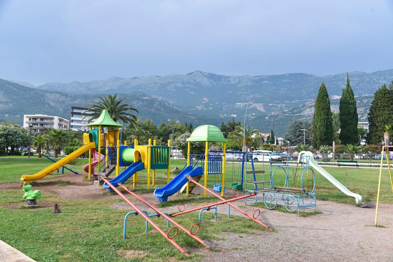Family Apartment Close To Slovenska Beach Budva Exterior photo