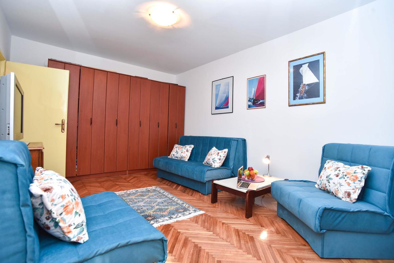 Family Apartment Close To Slovenska Beach Budva Exterior photo