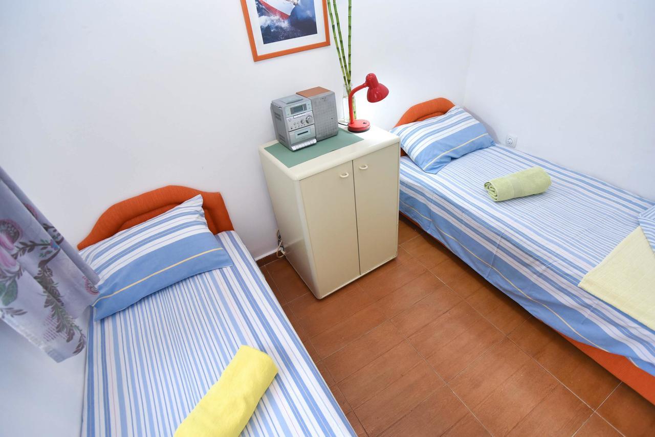 Family Apartment Close To Slovenska Beach Budva Exterior photo