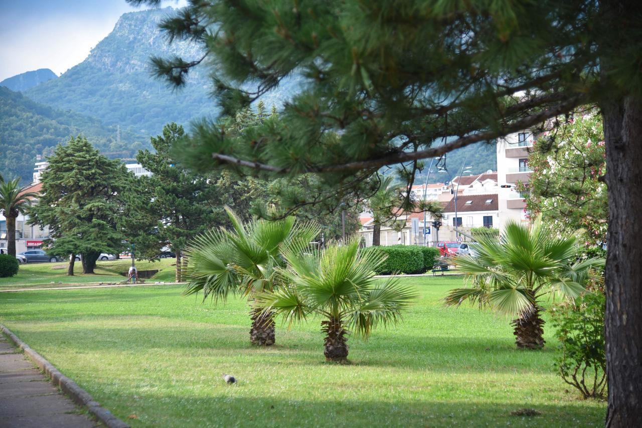 Family Apartment Close To Slovenska Beach Budva Exterior photo