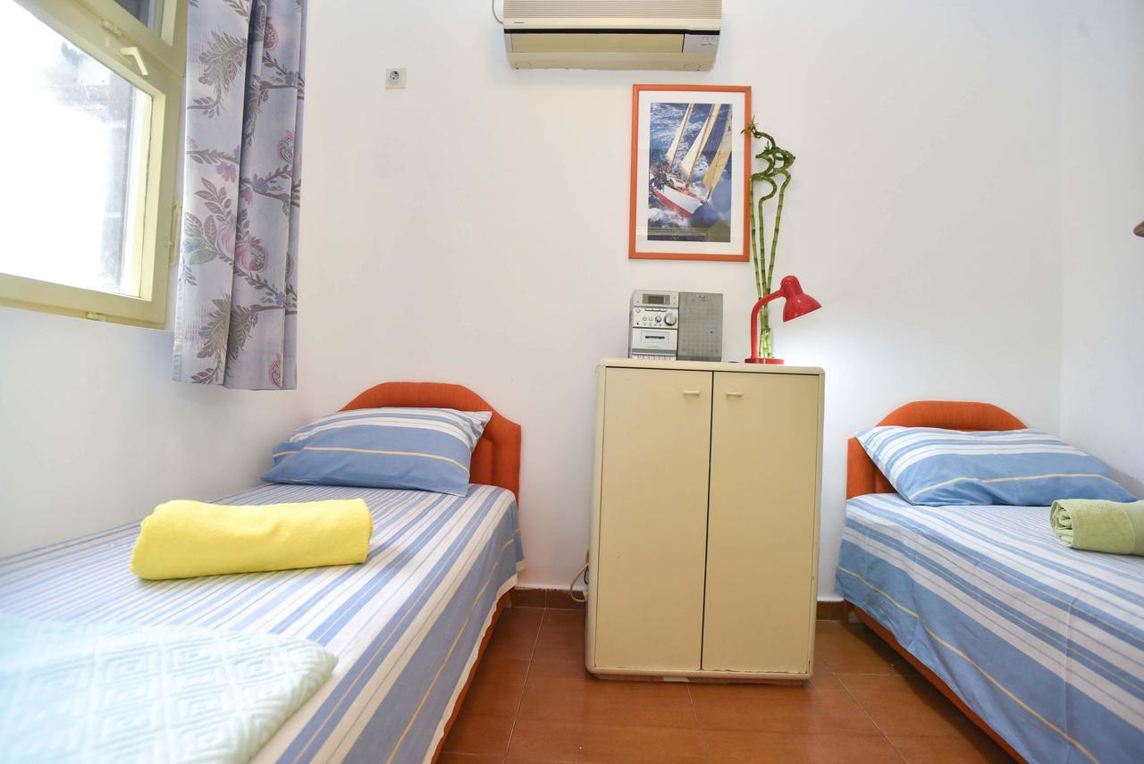Family Apartment Close To Slovenska Beach Budva Exterior photo